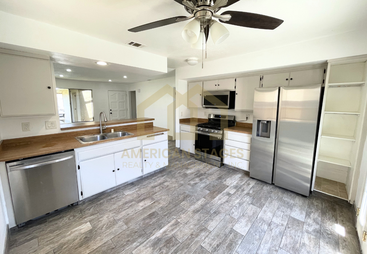 916 N M Pl #1 - Photo 7 of 26