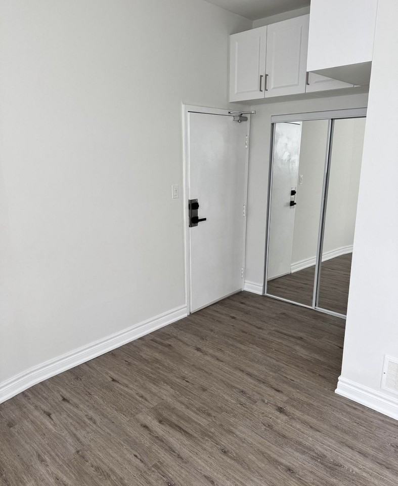 765 Pape Ave - Photo 3 of 6