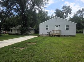 featured image of 2842 W Elm St #1