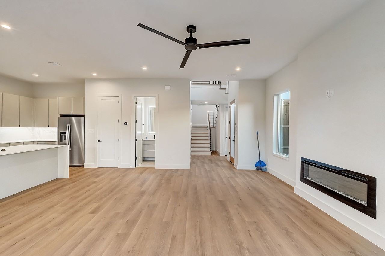 1719 Homeland St #1 - Photo 7 of 45