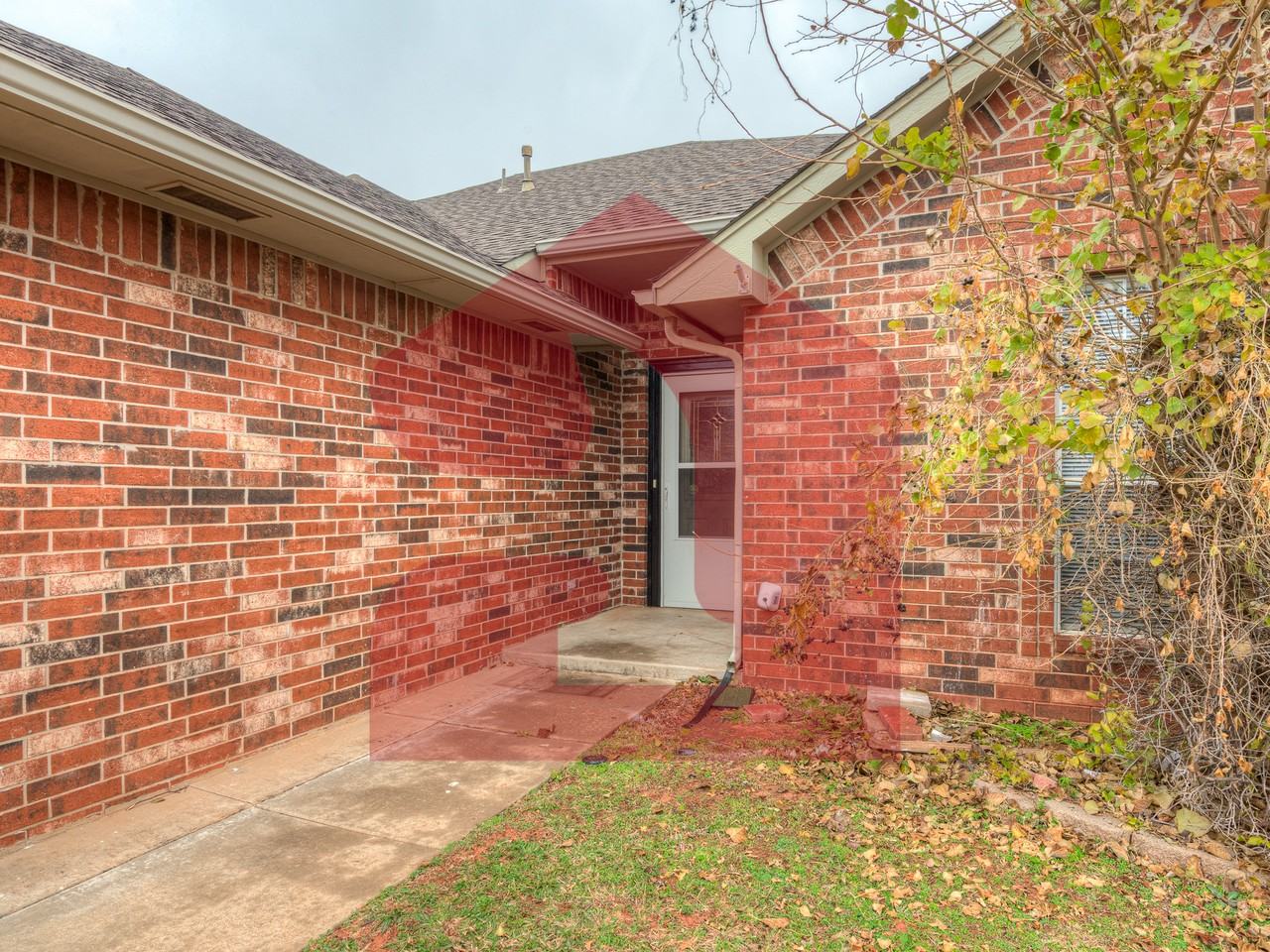 2711 Silvertree Dr #1 - Photo 5 of 50