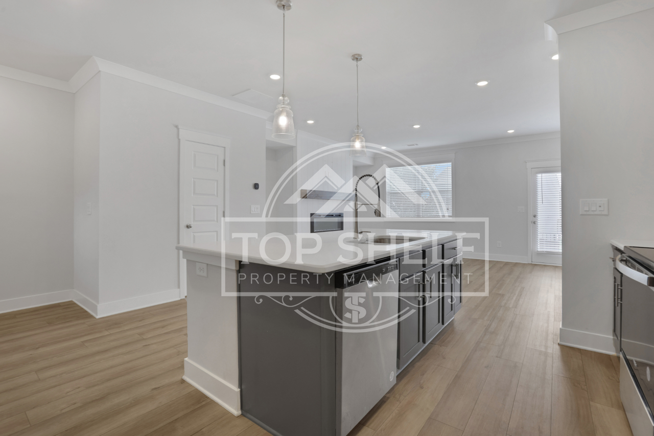 18 Depot Landing Rd #1 - Photo 6 of 34