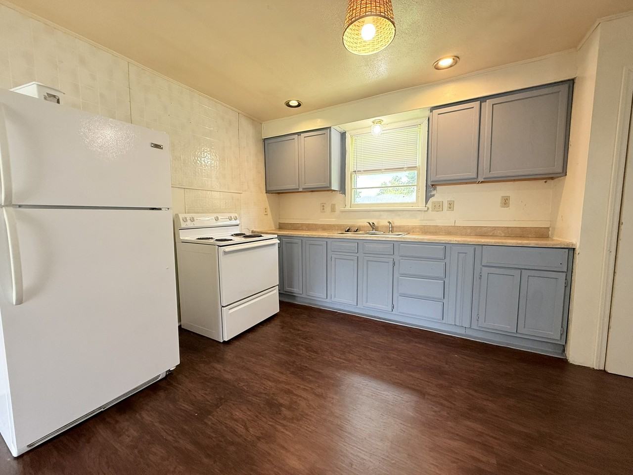 531 Blair St #1 - Photo 4 of 12