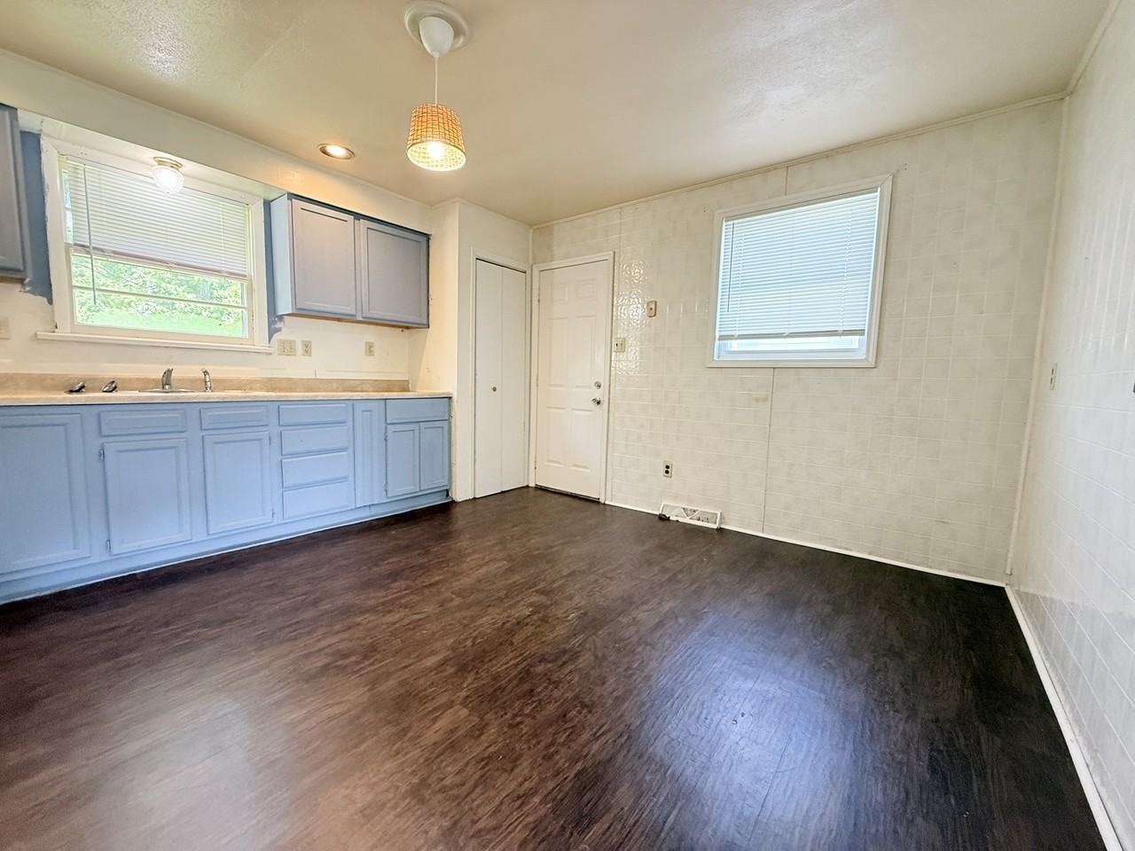531 Blair St #1 - Photo 5 of 12