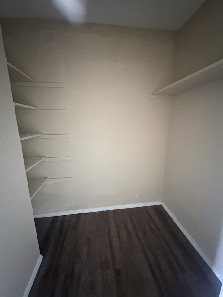 176 Goodson Dr #1 - Photo 3 of 10
