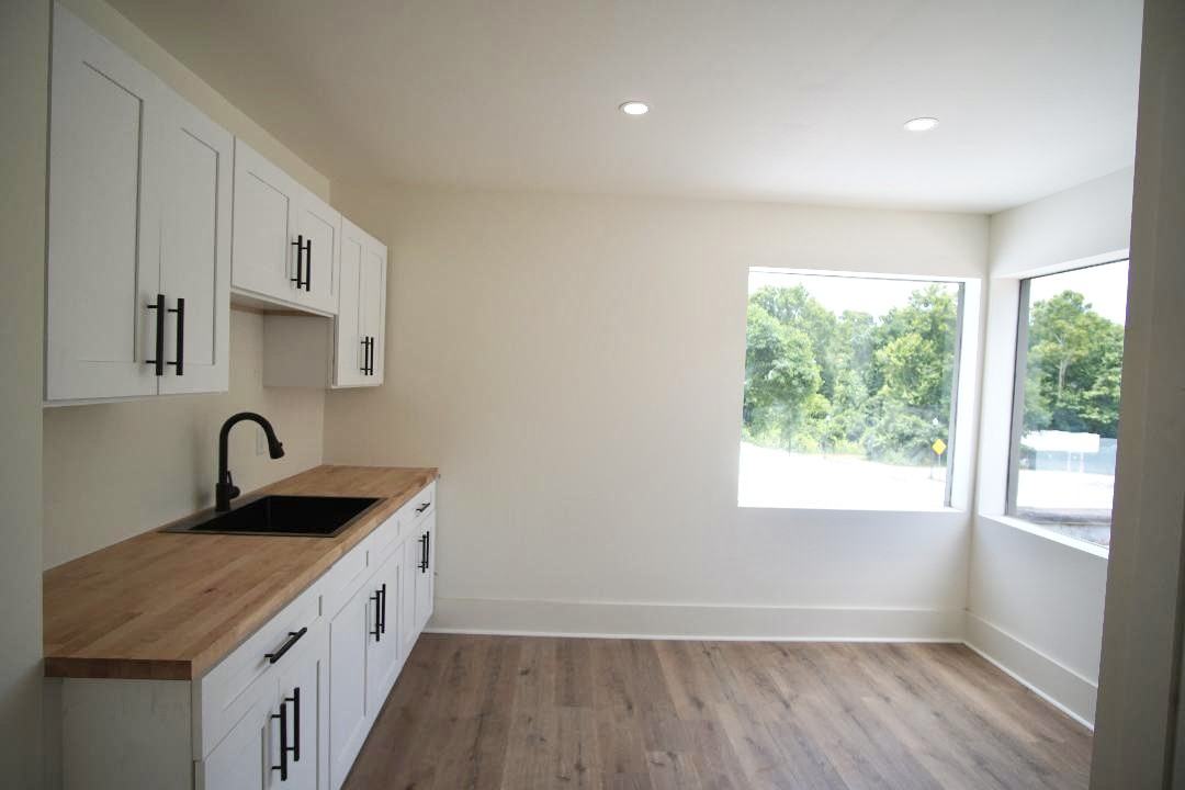 3037 N Main St #1 - Photo 4 of 8