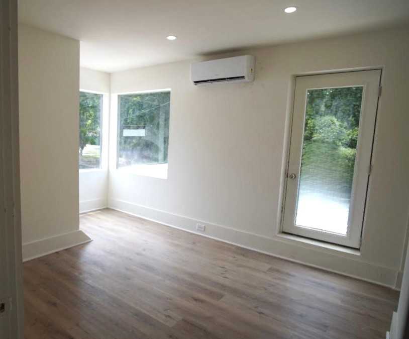 3037 N Main St #1 - Photo 7 of 8
