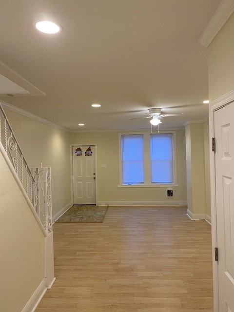3122 W Gordon St #1 - Photo 3 of 11