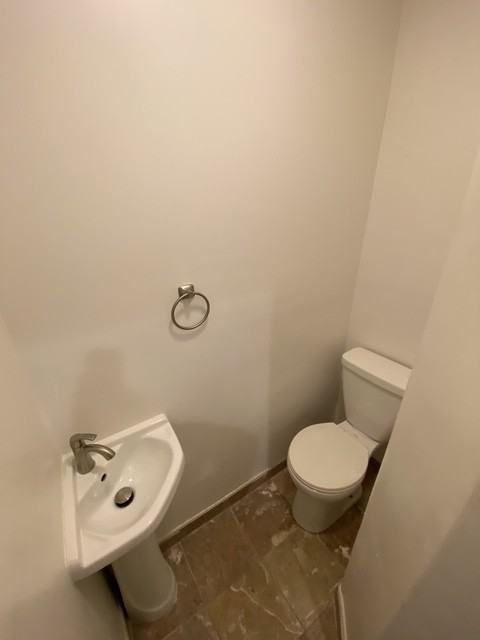 3122 W Gordon St #1 - Photo 4 of 11