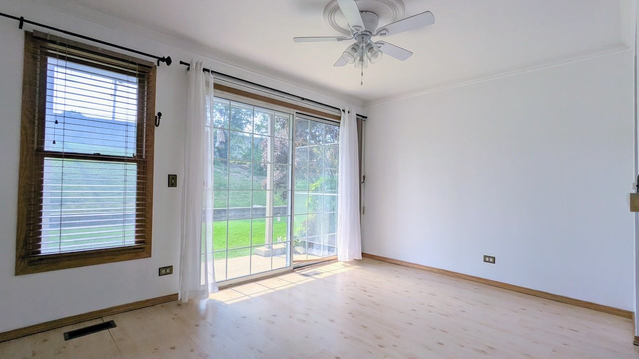 1880 Fox Run Dr - 1Unit B #1 - Photo 5 of 16