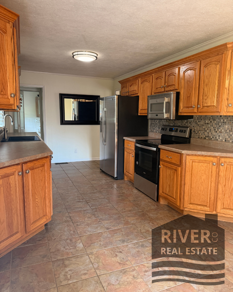 721 W Lelia St #1 - Photo 6 of 26