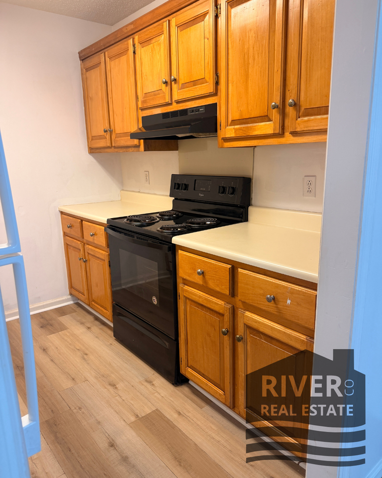 411 E Roosevelt Ave #D - Photo 5 of 12