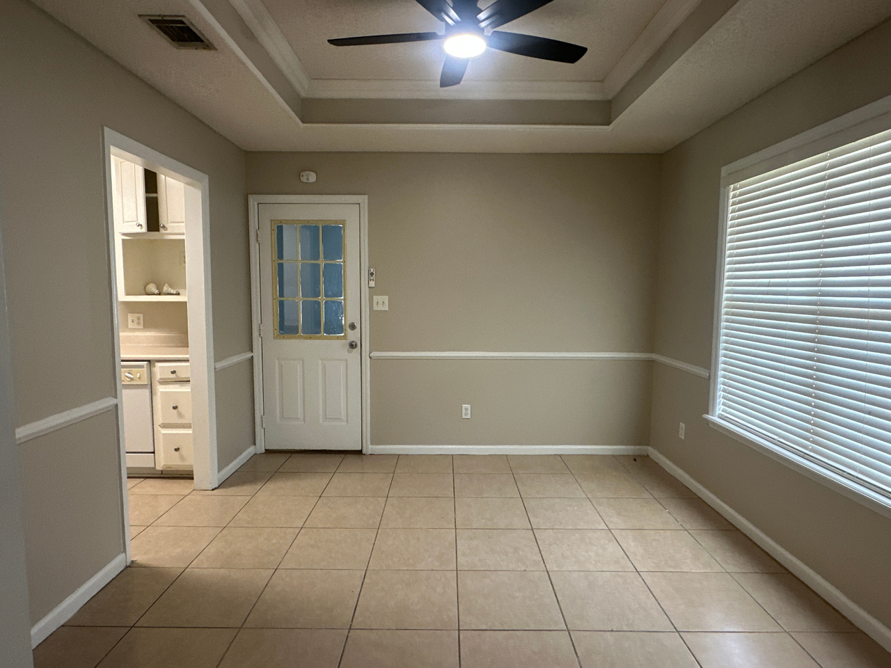 3924 Heatherwoods Dr #1 - Photo 3 of 23