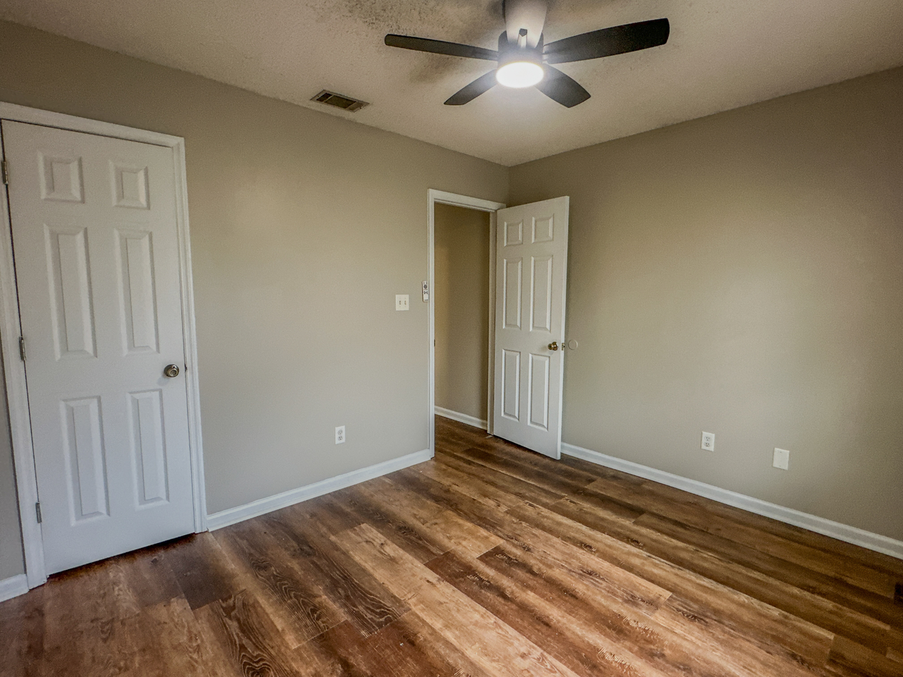 3924 Heatherwoods Dr #1 - Photo 7 of 23
