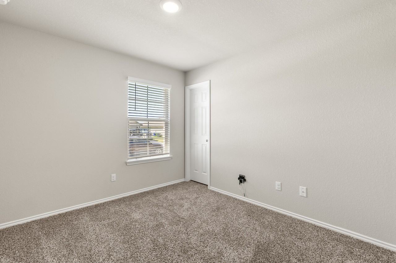 7017 Canadian Dr #1 - Photo 3 of 15