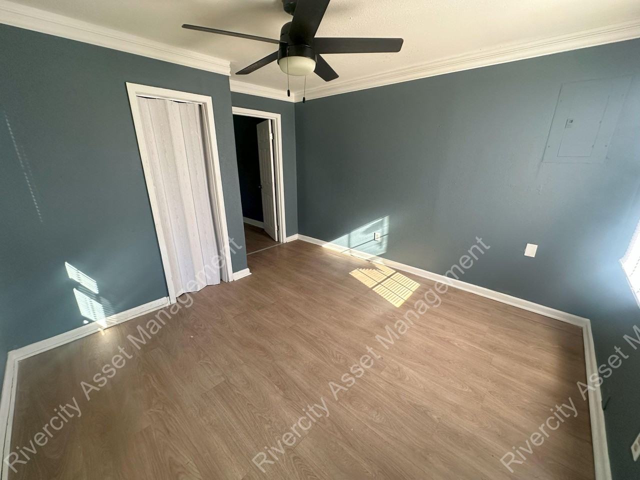 2196 Lyon Ave #2196 - Photo 5 of 6