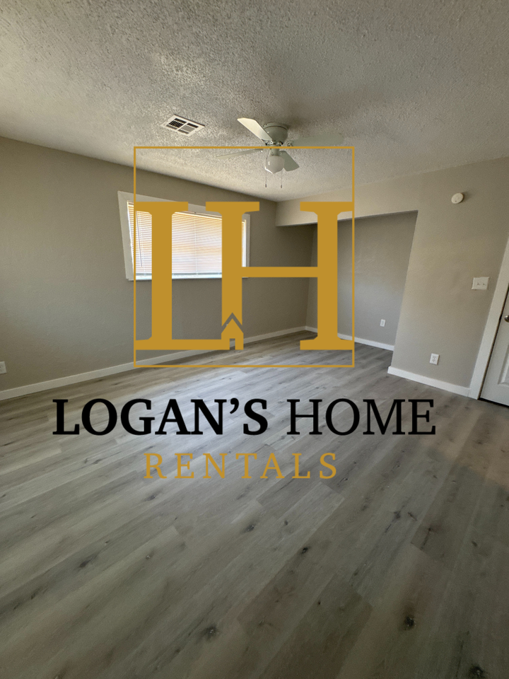 745 Sw Sedalia Ave #1 - Photo 2 of 11