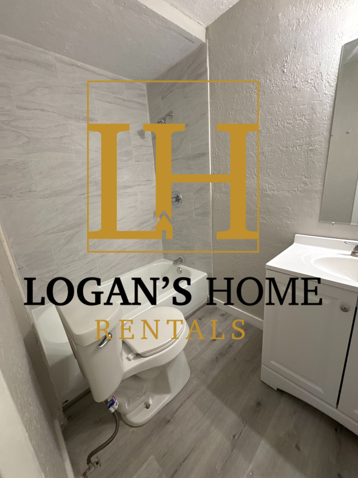 745 Sw Sedalia Ave #1 - Photo 4 of 11