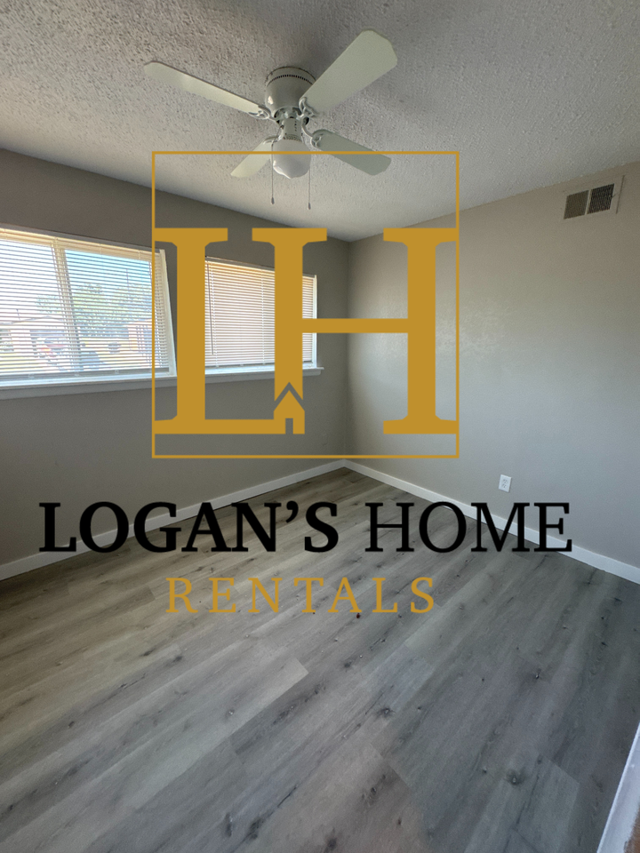 745 Sw Sedalia Ave #1 - Photo 7 of 11