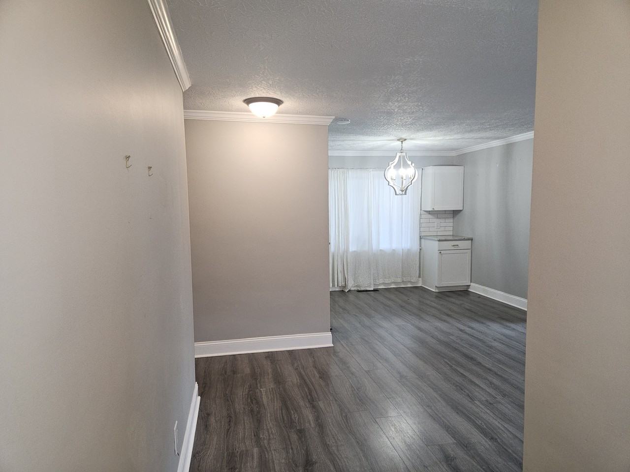 1818 Cherokee Dr #1 - Photo 3 of 16