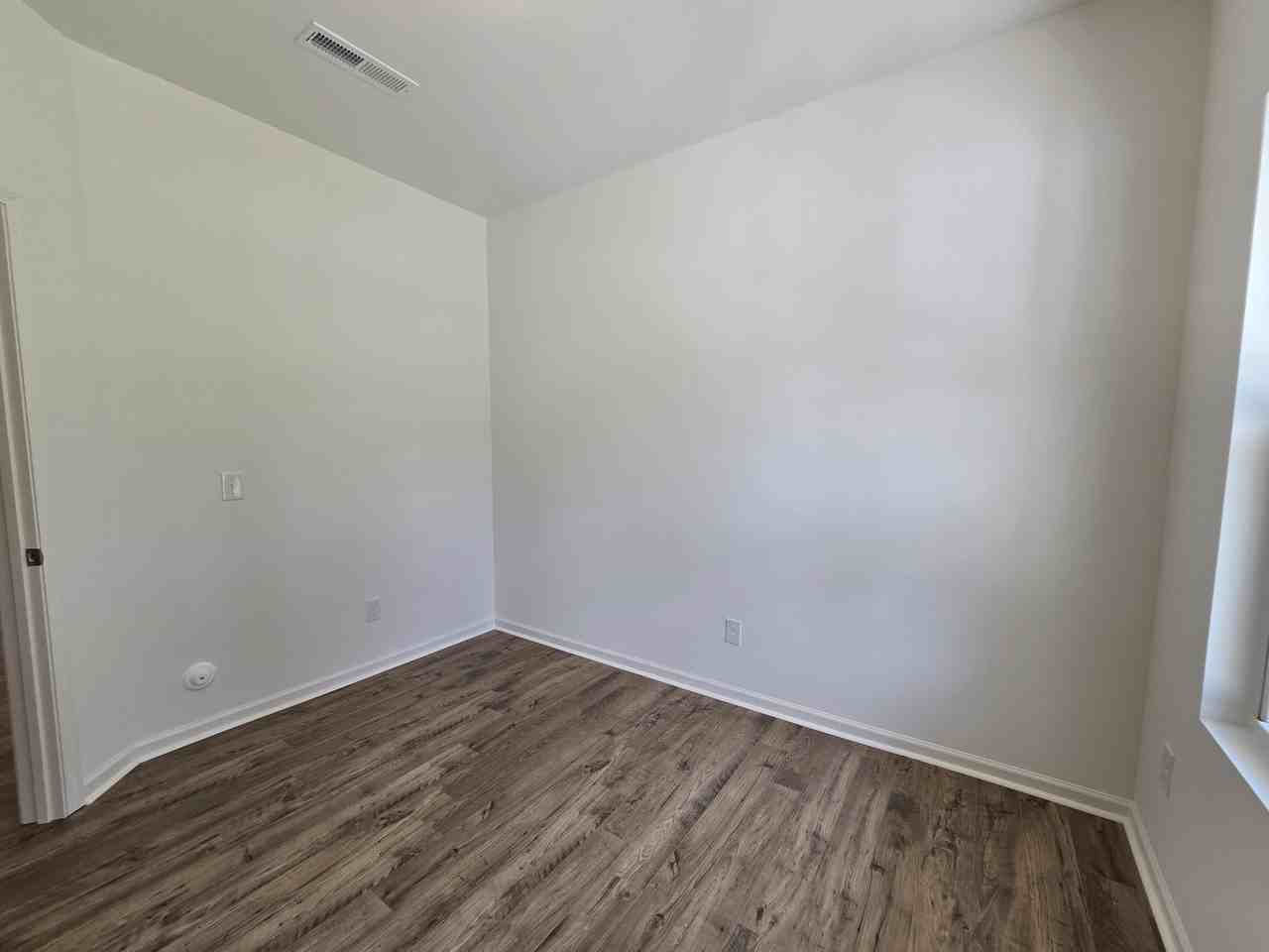 4606 Wait Rd #1 - Photo 4 of 35