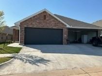 616 Maleah Pl #A - Photo 2 of 11