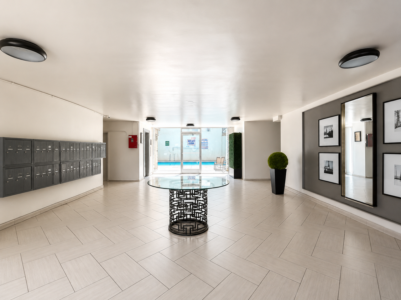 Tarzana Five Apartments - Photo 4 of 15