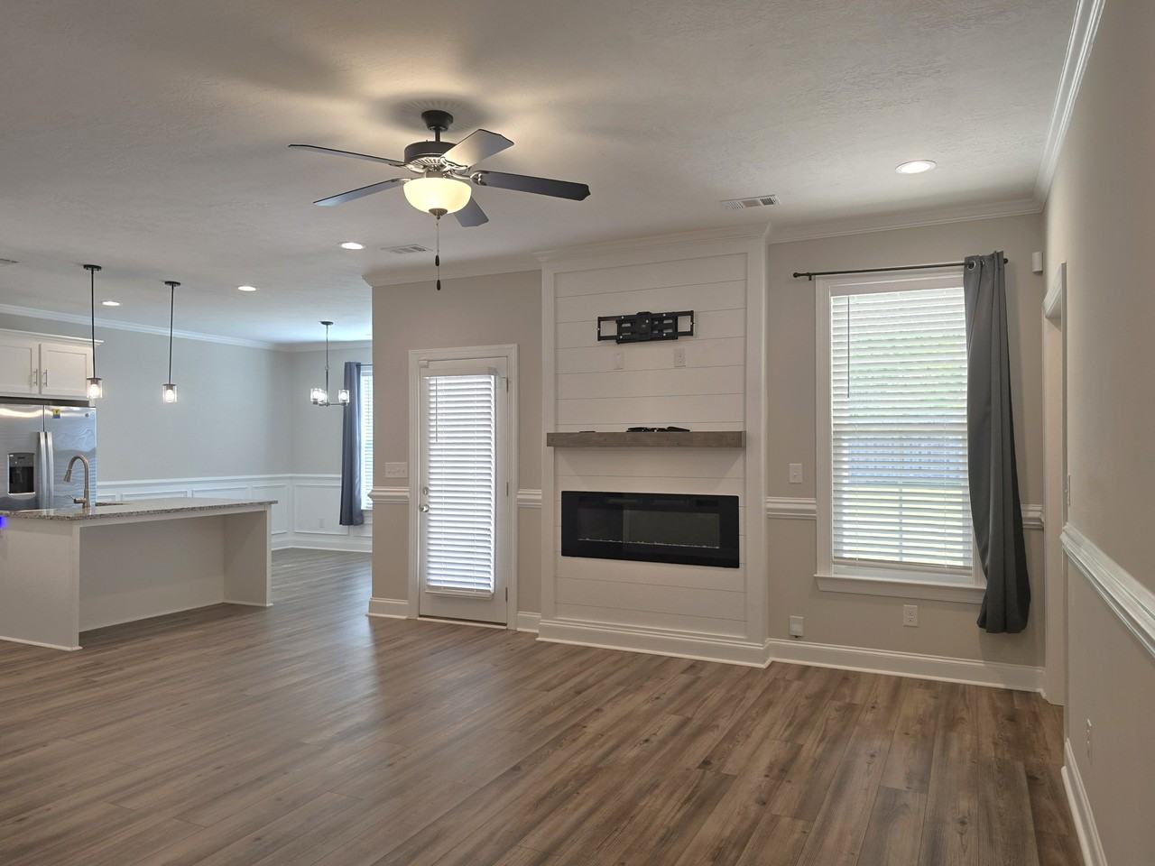 7510 Paisley Cir #1 - Photo 5 of 33