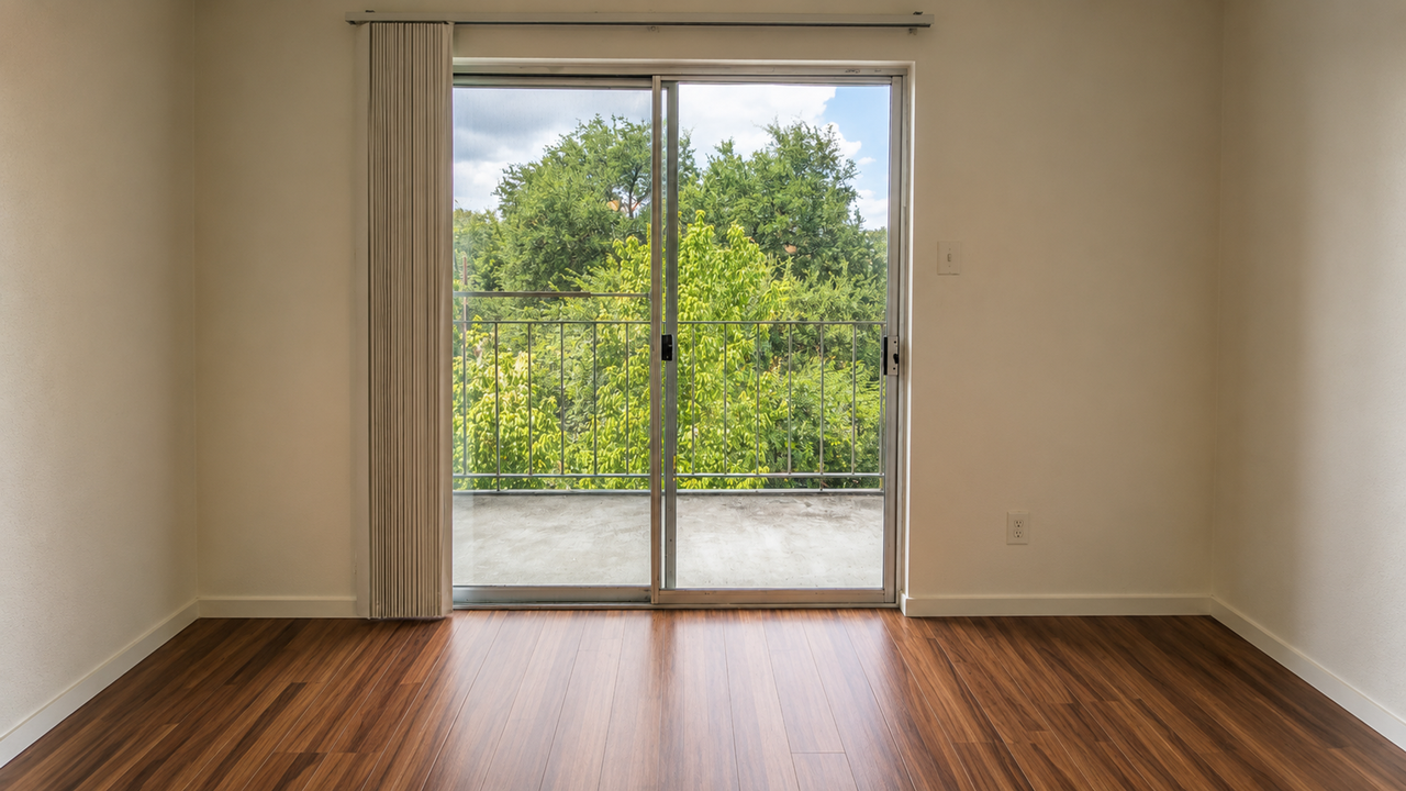 710 E Dean Keeton St #211 - Photo 3 of 13