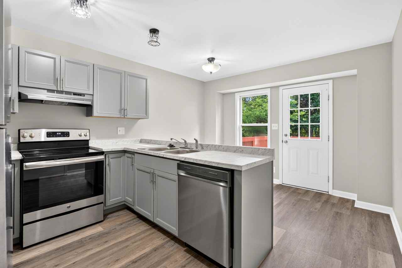 837 Princeton Cir #1 - Photo 6 of 10