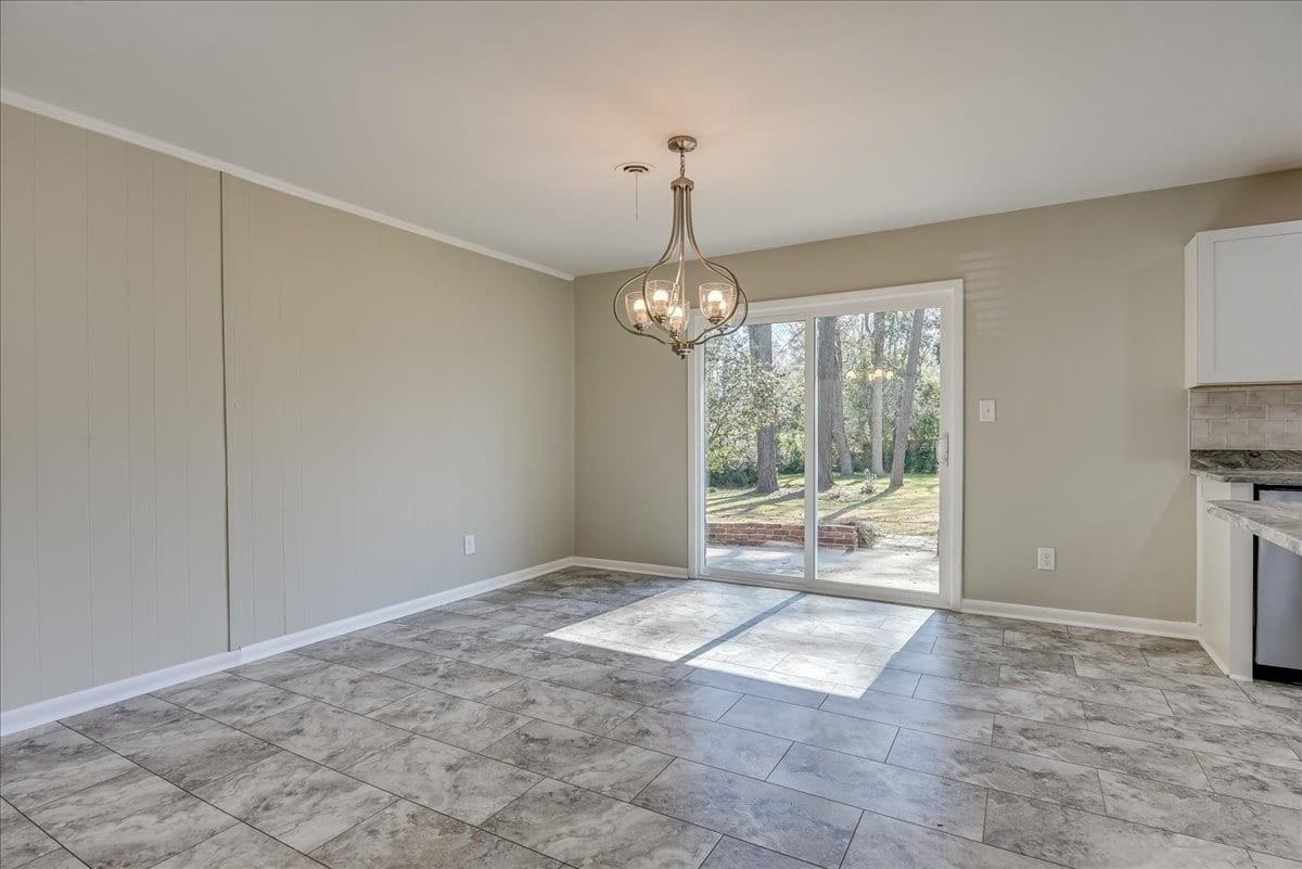 1202 Oakdale Rd #1 - Photo 5 of 27