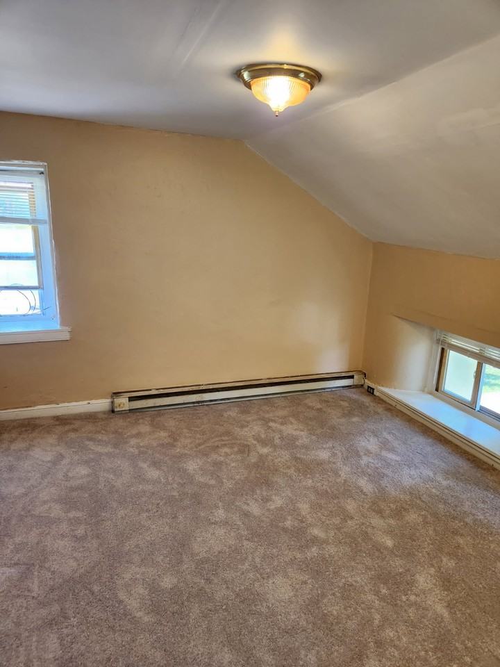 4120 W Lincoln Hwy - 1Apt 3-E #1 - Photo 3 of 9