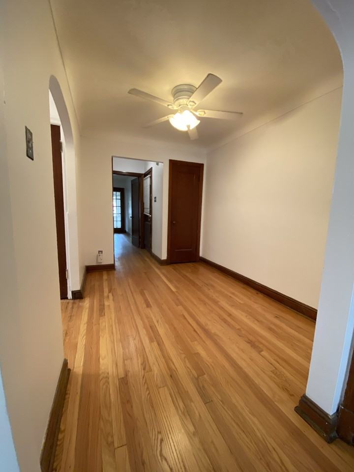 8828 Riverview Blvd Apt 1n #1N - Photo 3 of 18