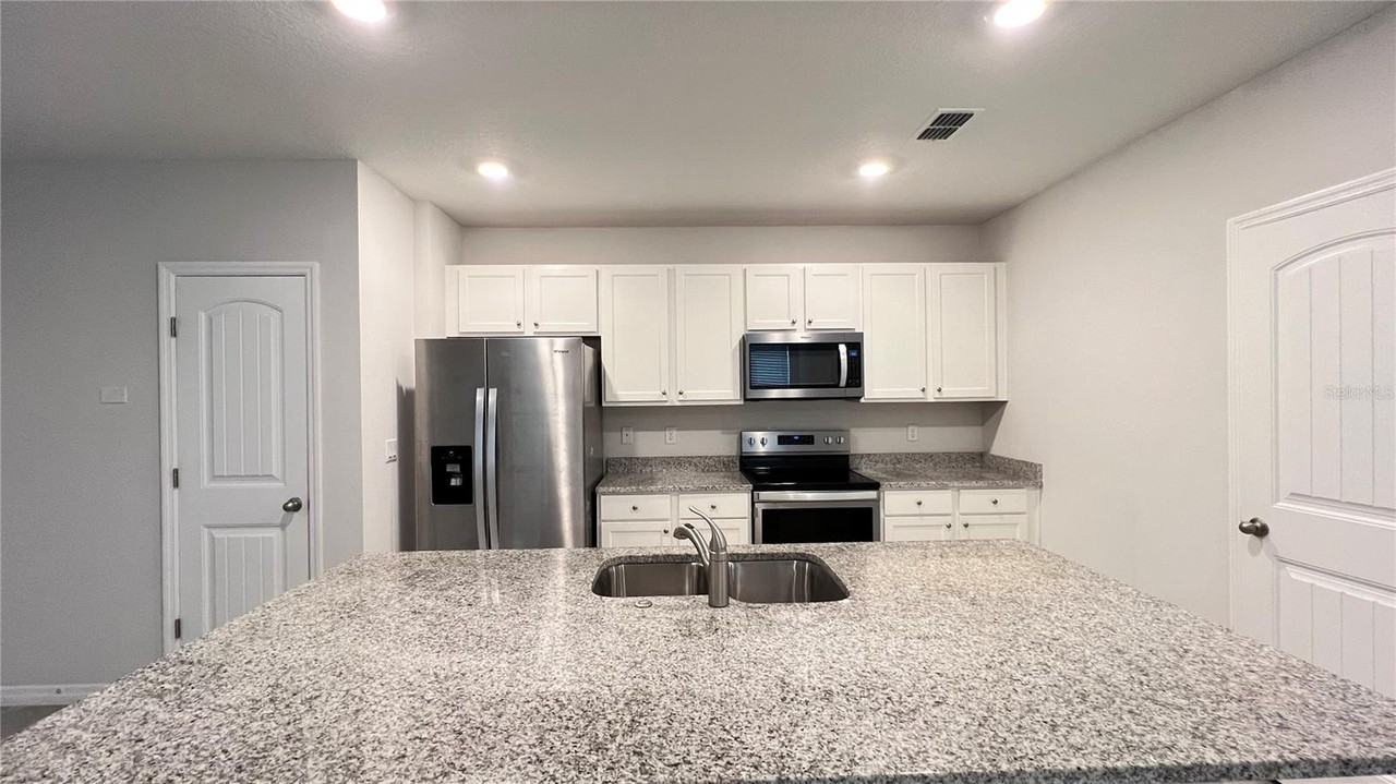11056 Great Rock St #1 - Photo 3 of 10