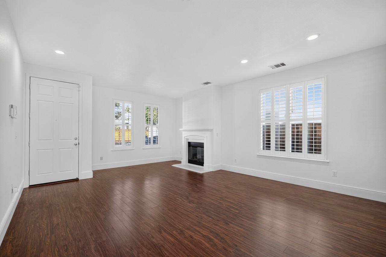 1901 Bright Willow Cir #1 - Photo 2 of 10