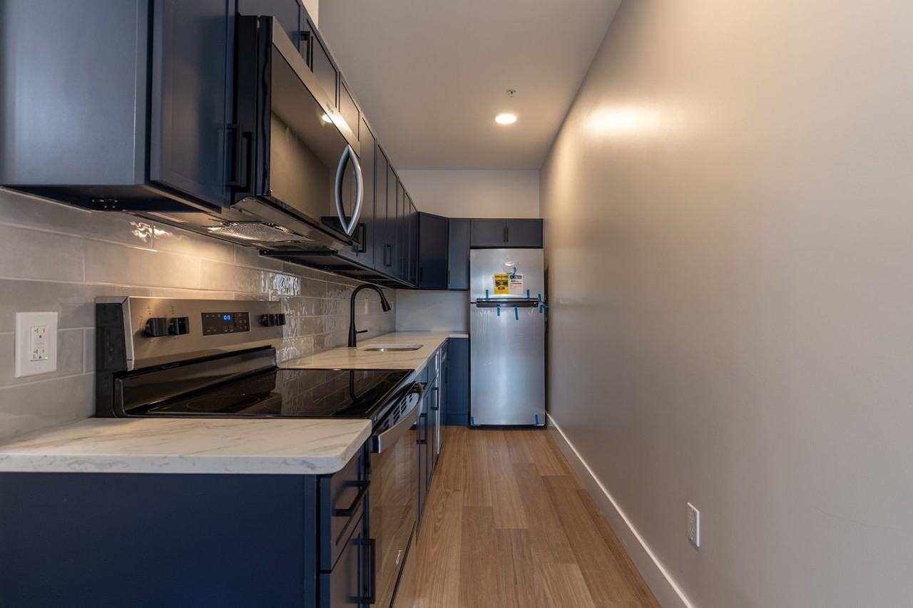 213 French St - Photo 5 of 9