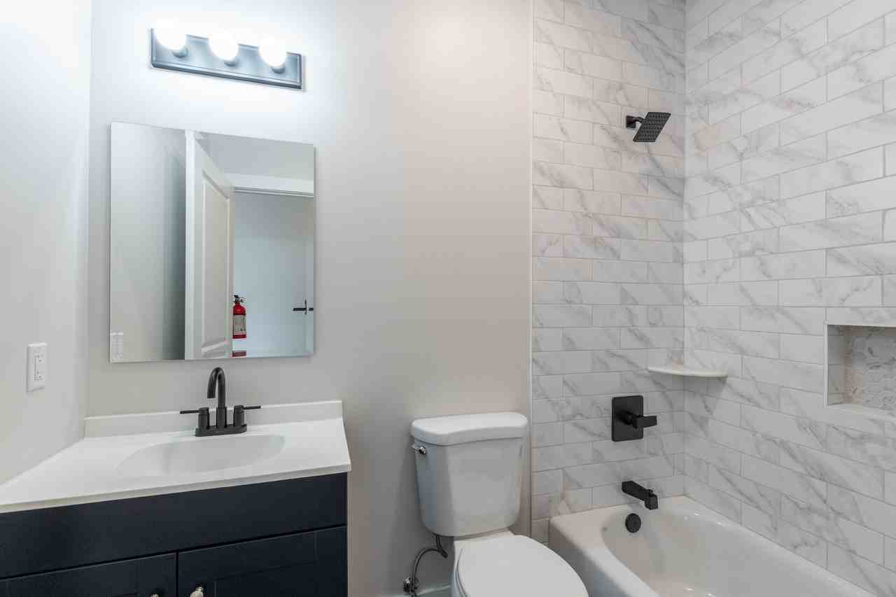 213 French St - Photo 6 of 9
