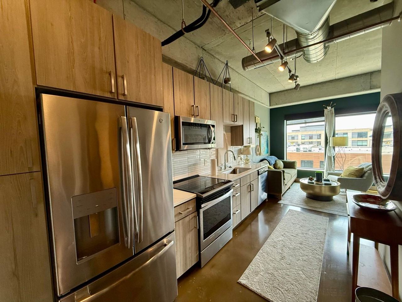 728 N 3rd St - Photo 2 of 14