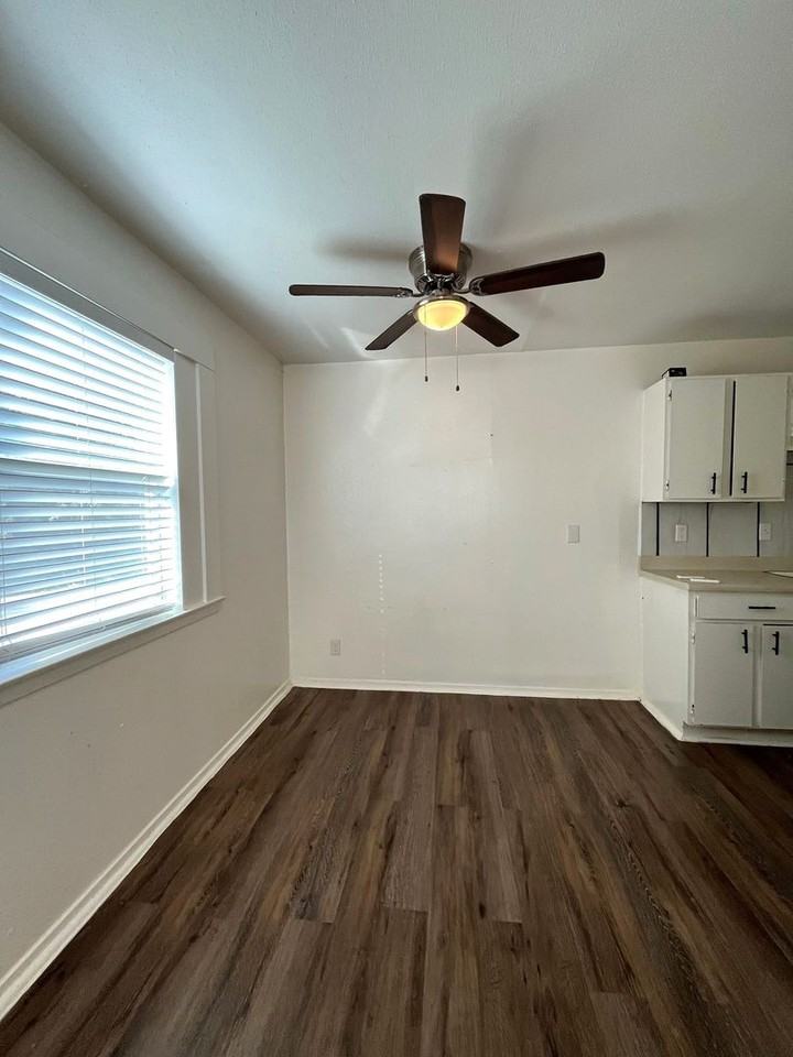 Glen Terrace 7115 - Photo 5 of 21