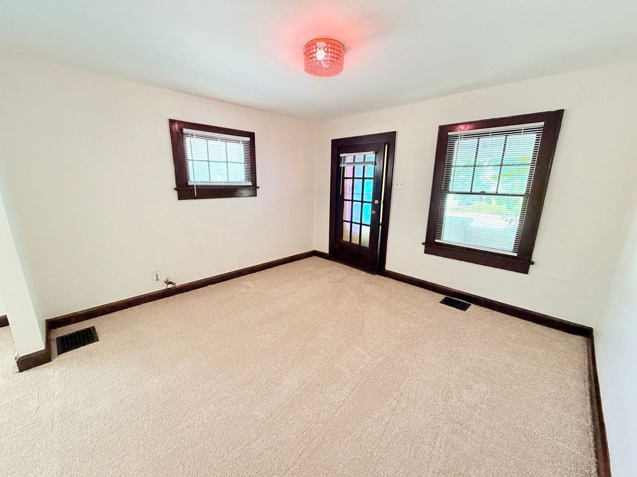 1250 N Colorado Ave - Photo 6 of 14