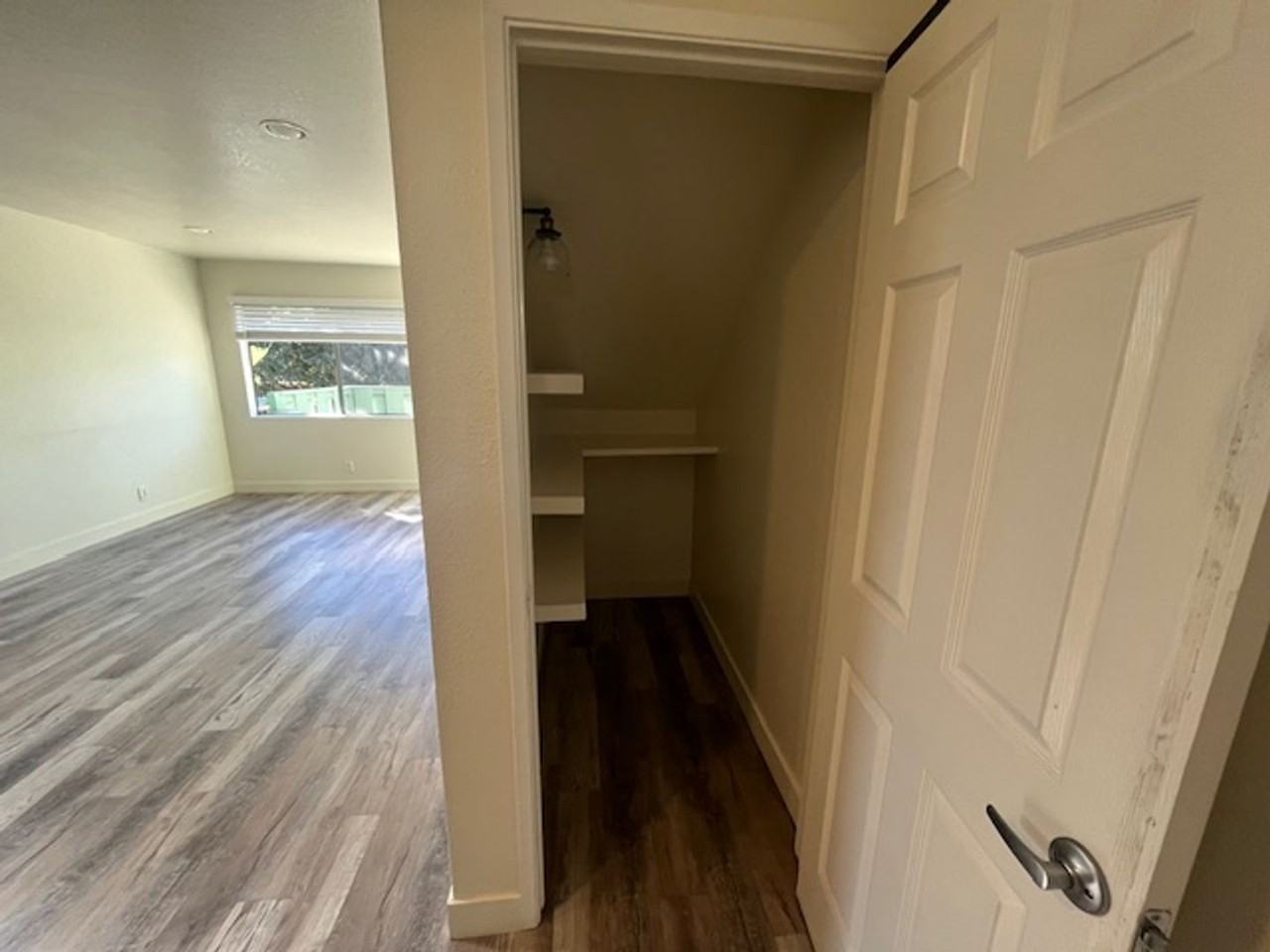320 W Canon Perdido St #1 - Photo 2 of 9