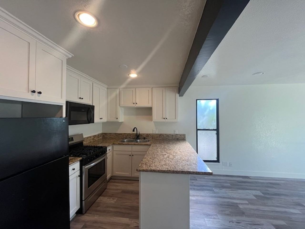 320 W Canon Perdido St #1 - Photo 3 of 9