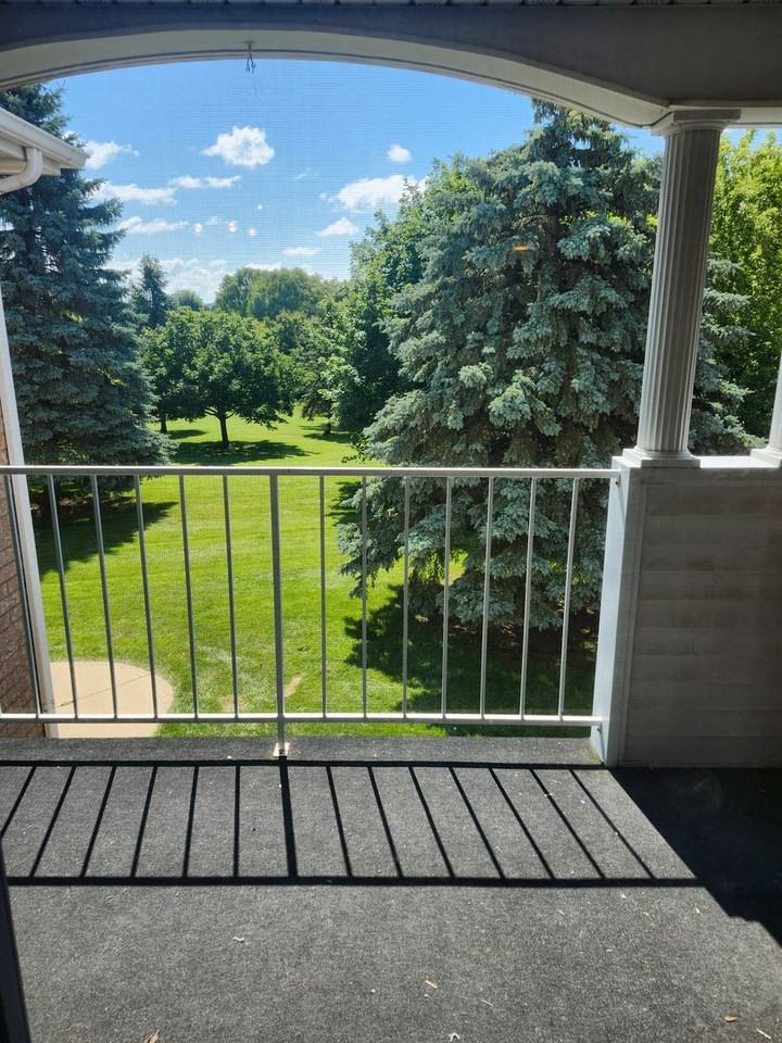 Nicolet Gardens - Photo 2 of 16