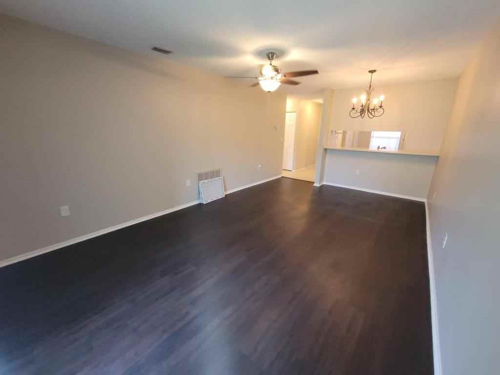 2917 Wainwright Ct - Photo 4 of 22