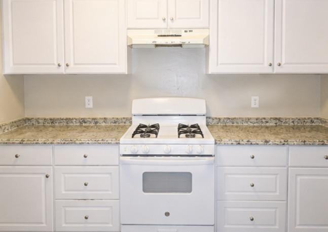 5140 Highpoint Rd - Photo 2 of 7