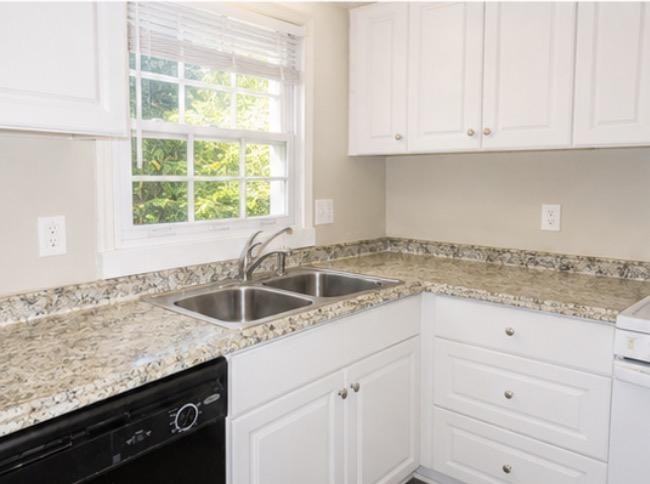 5140 Highpoint Rd - Photo 3 of 7