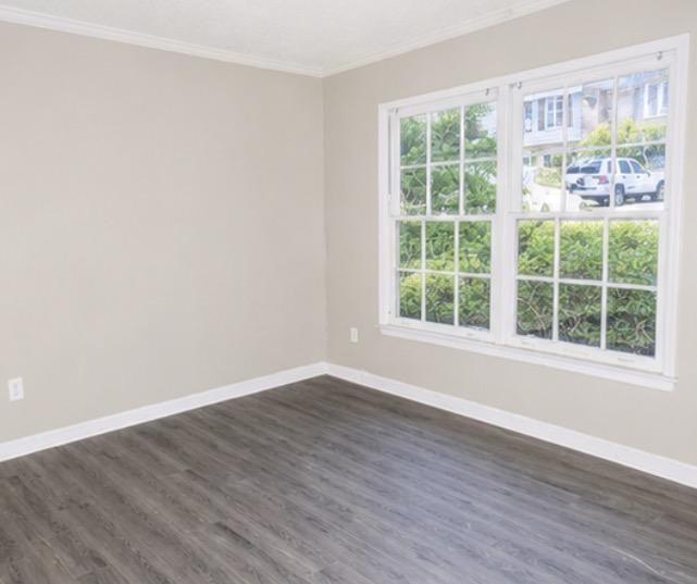 5140 Highpoint Rd - Photo 5 of 7