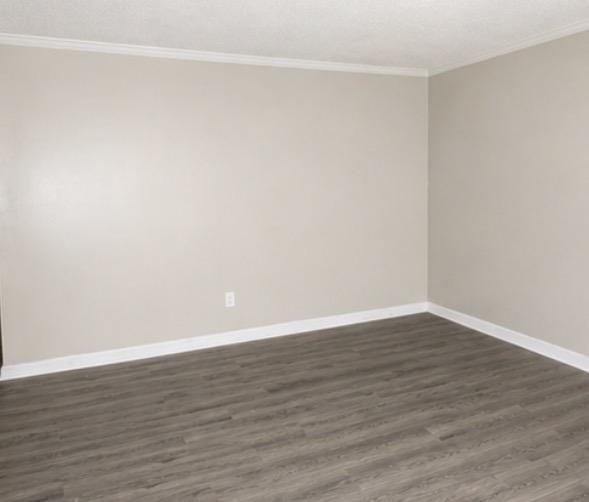 5140 Highpoint Rd - Photo 6 of 7