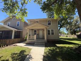 featured image of 3406 Robinwood Dr