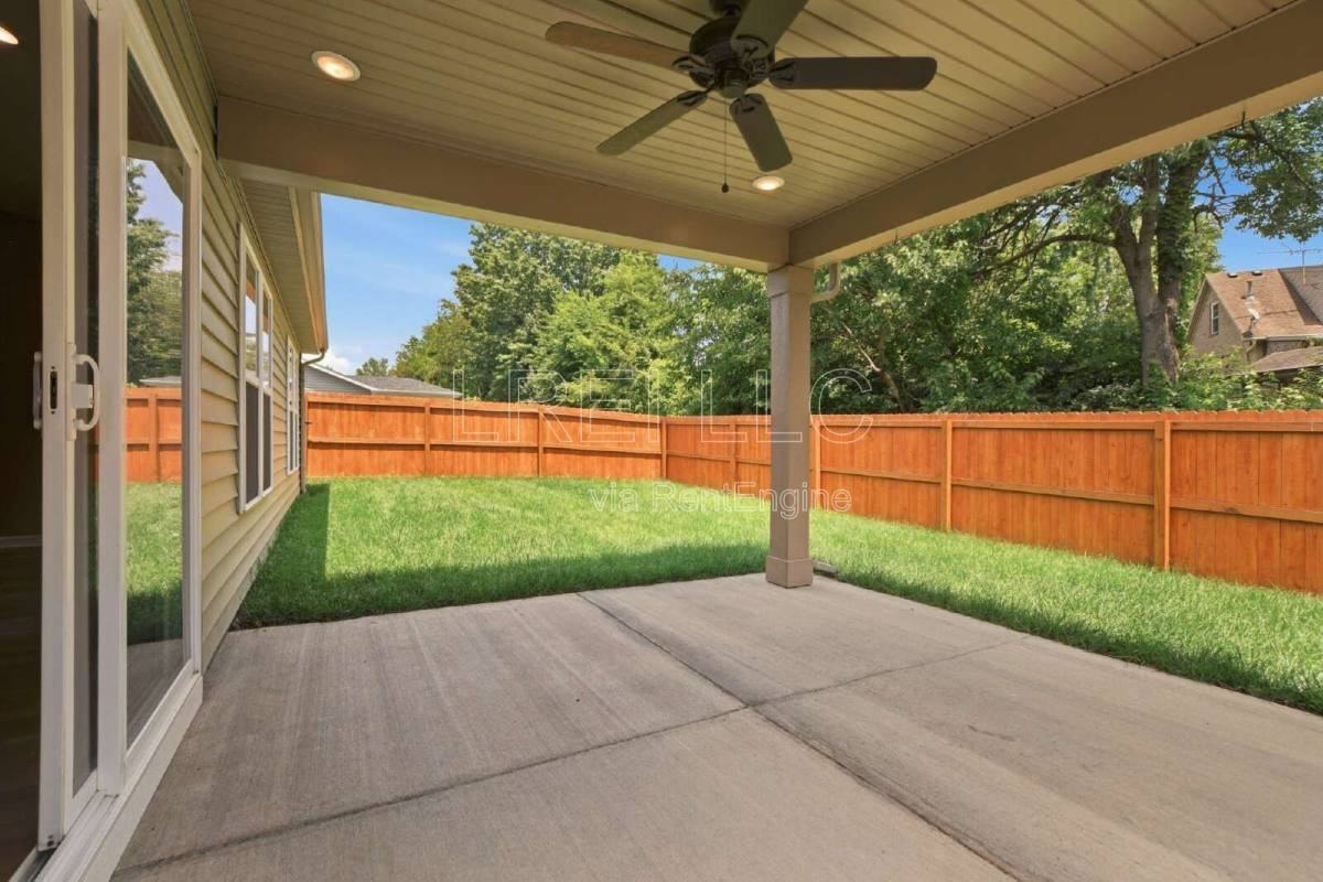 11017 Meadow Run Rd - Photo 6 of 10